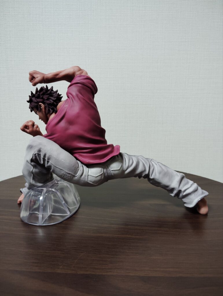 A賞 範馬刃牙 MASTERLISEッッ!フィギュア左側からの全体画像